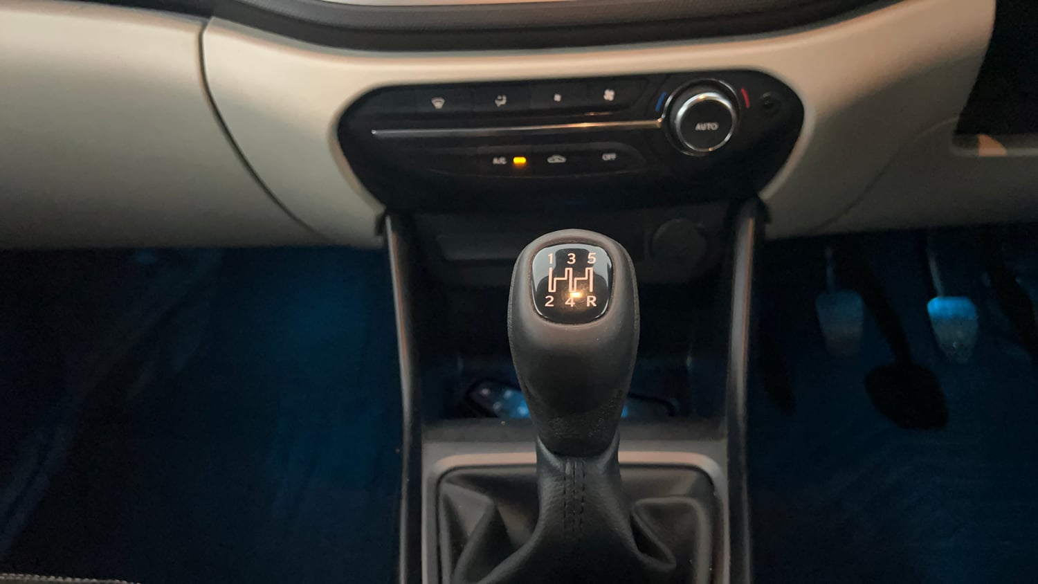 Used 2021 Maruti Suzuki Alto 800 LXi CNG Cng Manual interior GEAR  KNOB VIEW