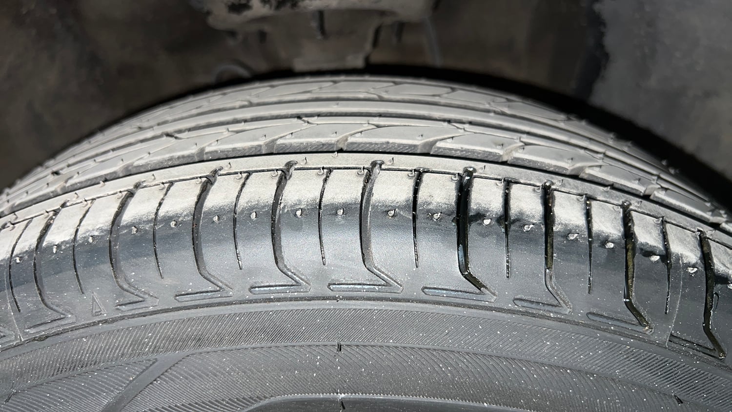 Used 2019 Hyundai Elite i20 Sportz Plus 1.2 Petrol Manual tyres RIGHT FRONT TYRE TREAD VIEW