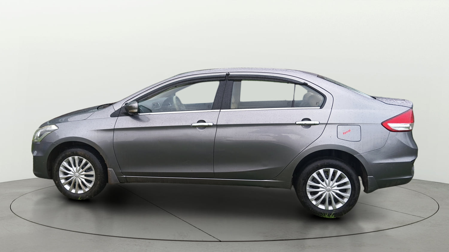 Used 2017 Maruti Suzuki Ciaz Delta 1.4 MT Petrol Manual exterior LEFT SIDE VIEW