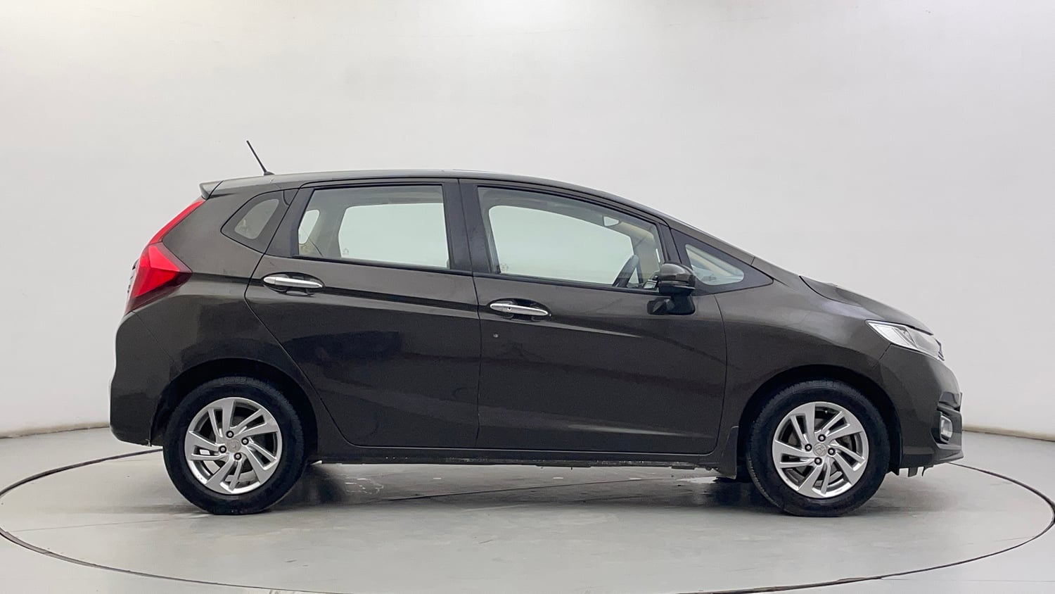 Used 2020 Honda Jazz ZX CVT Petrol Automatic exterior RIGHT SIDE VIEW