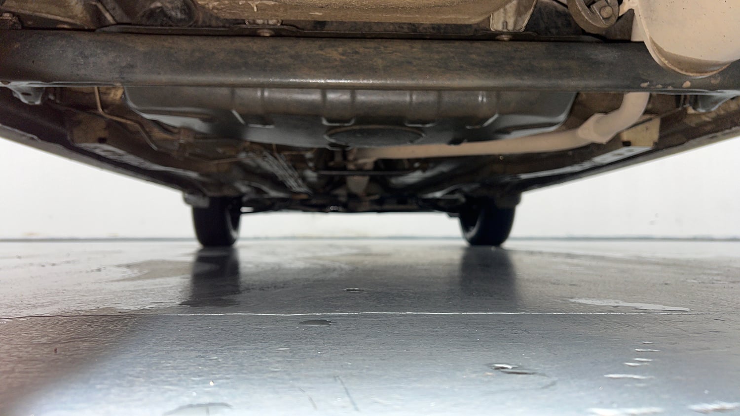Used 2022 Tata Tiago XT CNG Cng Manual extra REAR UNDERBODY VIEW (TAKEN FROM REAR)