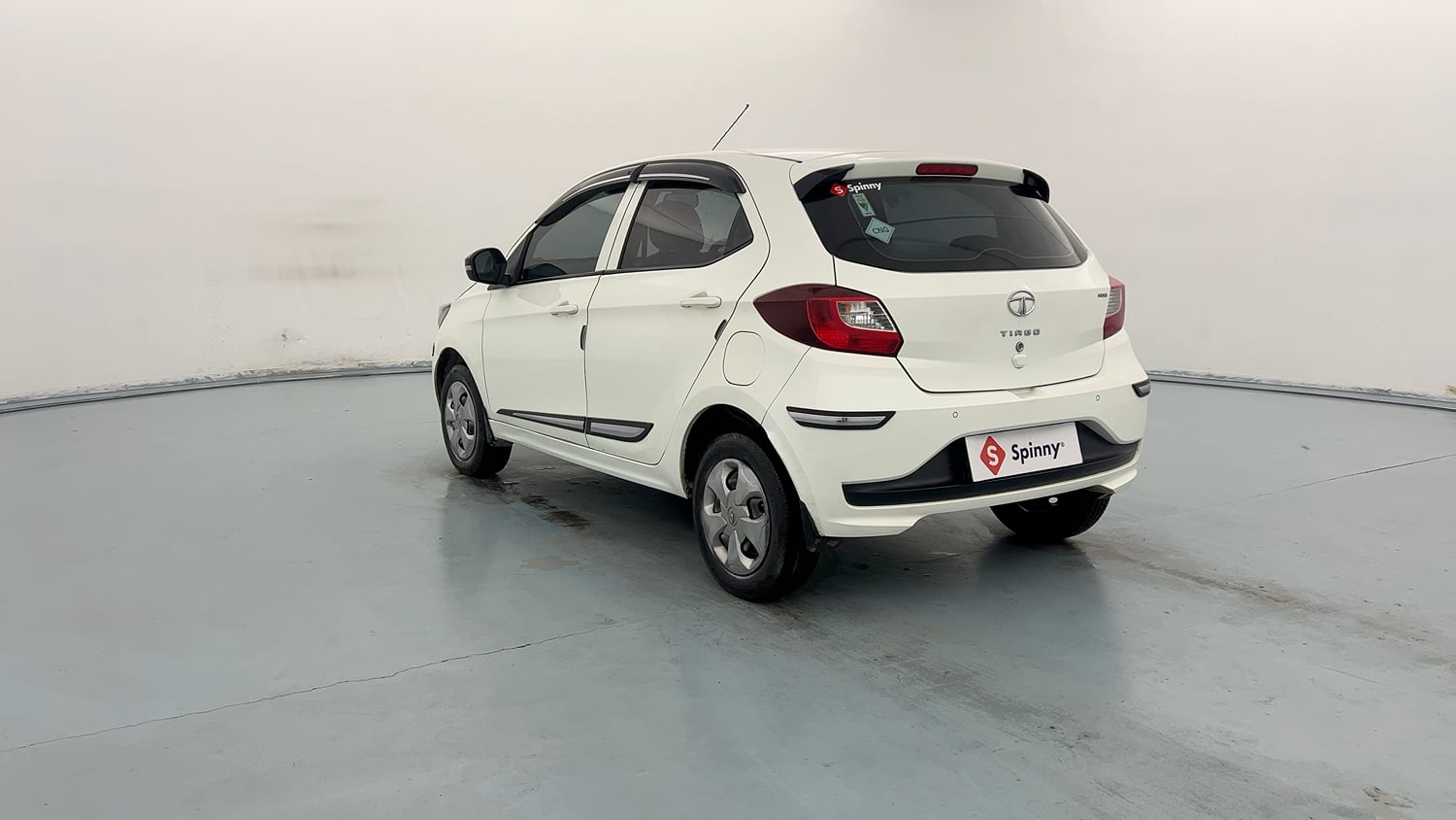 Used 2022 Tata Tiago XT CNG Cng Manual exterior LEFT REAR CORNER VIEW