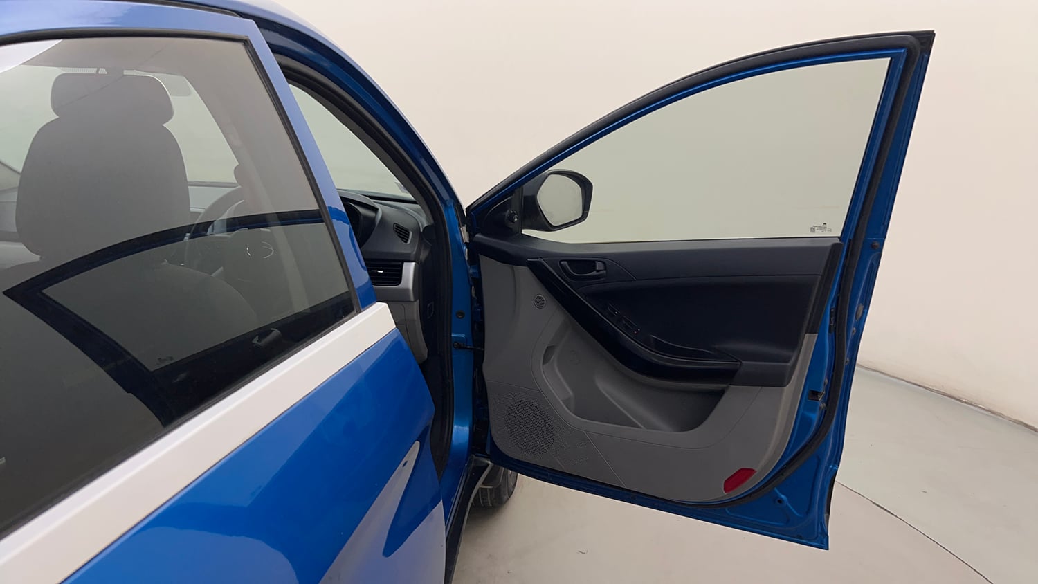 Used 2019 Tata Nexon XMA Petrol Petrol Automatic interior RIGHT FRONT DOOR OPEN VIEW