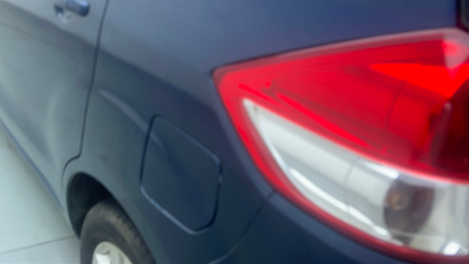 Used 2016 Maruti Suzuki Ertiga ZXI+ Petrol Manual dents MINOR SCRATCH