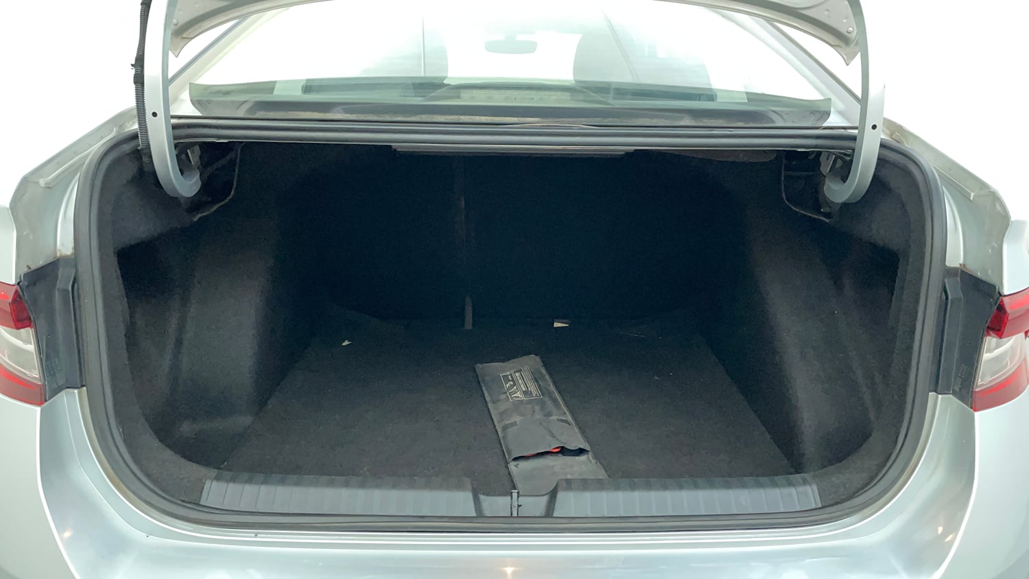 Used 2022 Skoda Slavia Style 1.0L TSI AT Petrol Automatic interior DICKY INSIDE VIEW