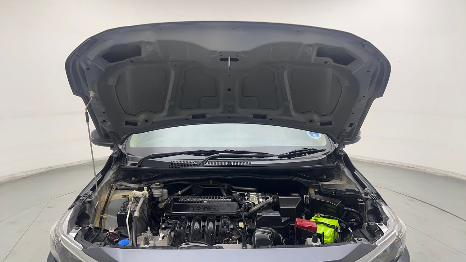 Used 2022 Honda Amaze S MT 1.2 Petrol Petrol Manual engine ENGINE & BONNET OPEN FRONT VIEW