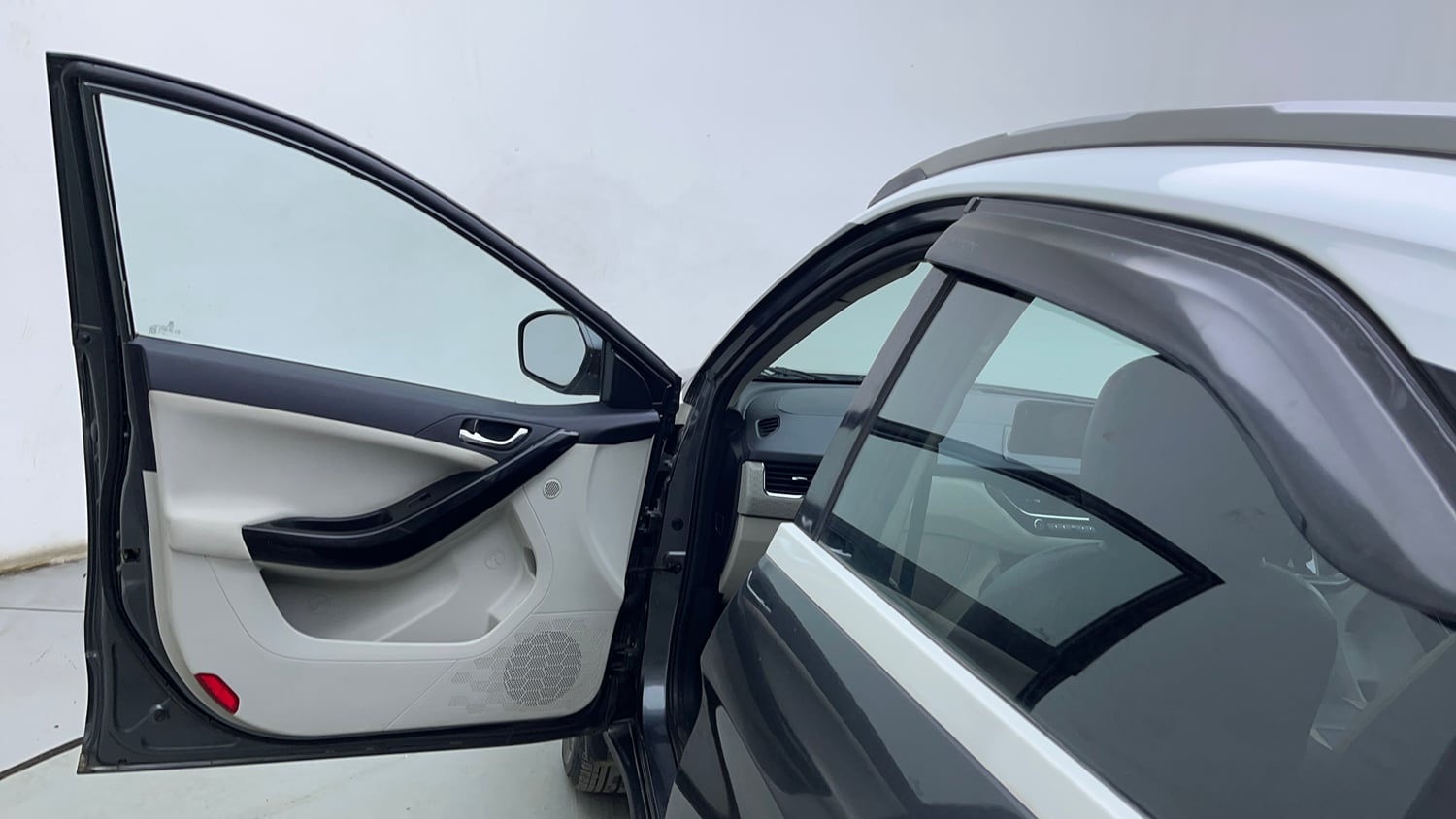 Used 2020 Tata Nexon XZA Plus (O) Dual Tone Petrol Automatic interior LEFT FRONT DOOR OPEN VIEW