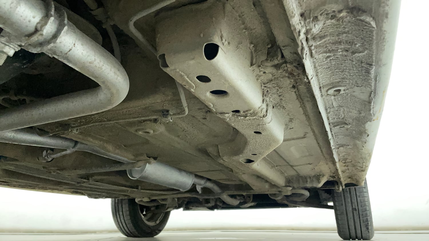 Used 2018 Tata Tiago Revotron XZ Petrol Manual extra REAR RIGHT UNDERBODY VIEW