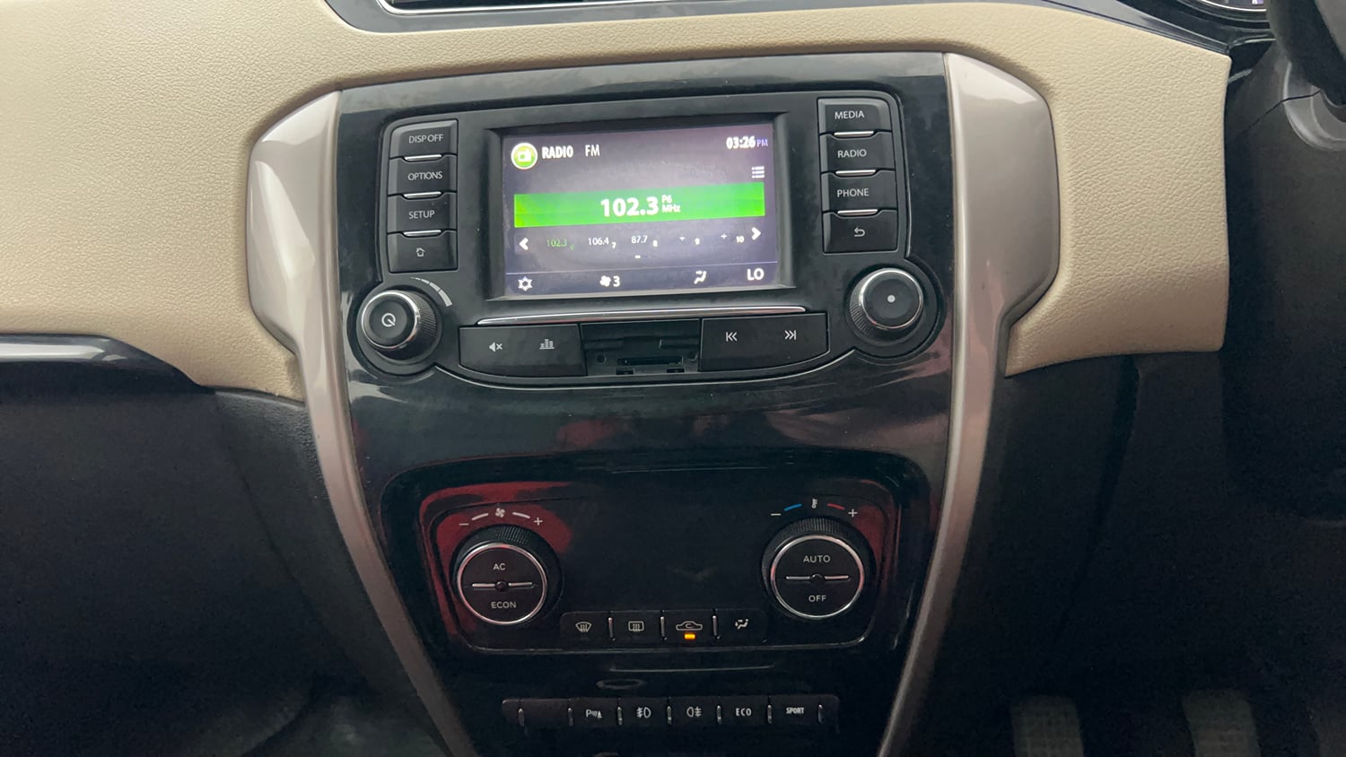 Used 2016 Tata Zest XT Petrol Petrol Manual interior MUSIC SYSTEM & AC CONTROL VIEW
