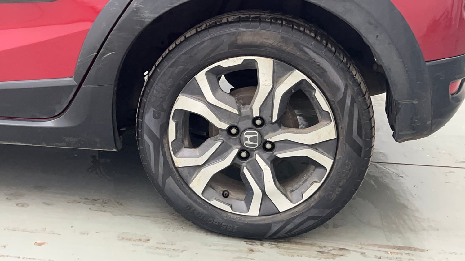 Used 2019 Honda WR-V VX MT Petrol Petrol Manual tyres LEFT REAR TYRE RIM VIEW