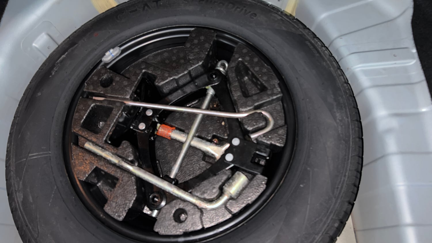 Used 2022 Tata Punch Accomplished AMT Petrol Automatic tyres SPARE TYRE VIEW