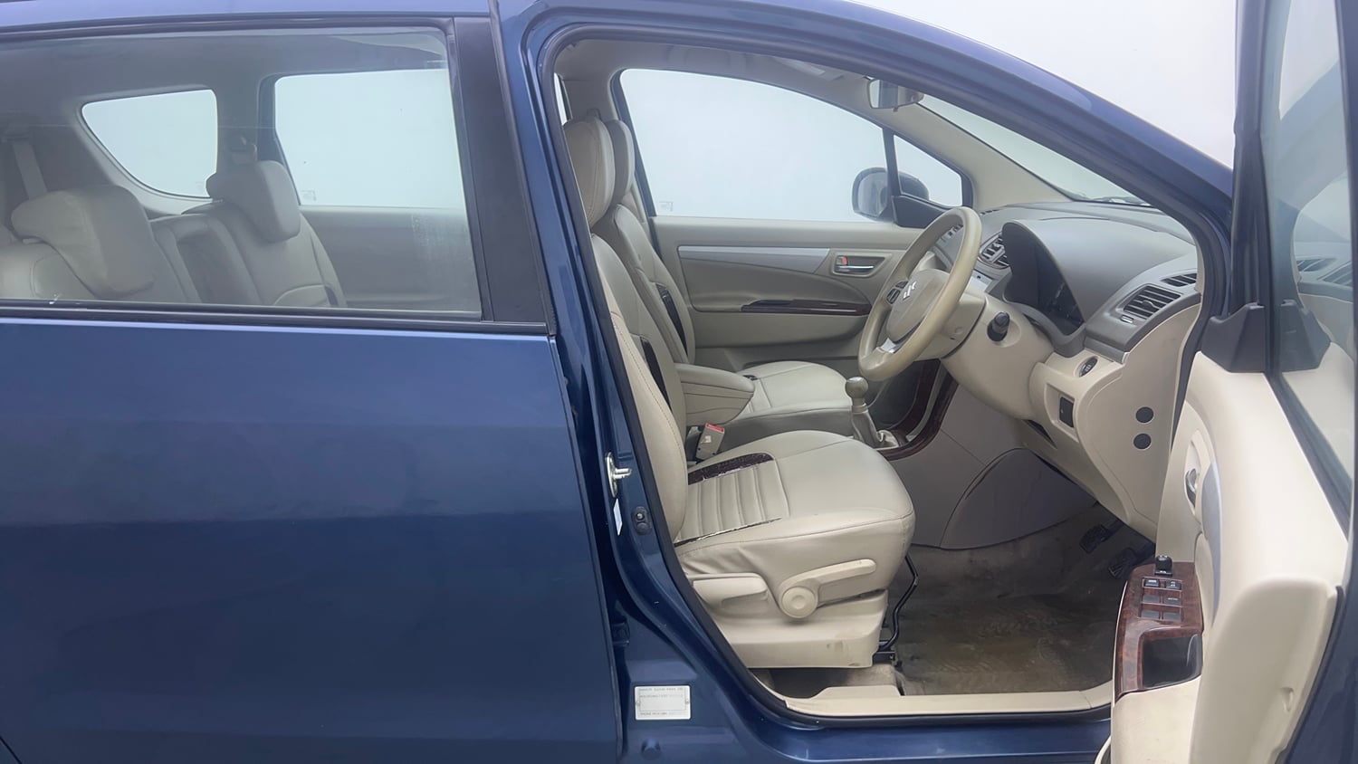 Used 2016 Maruti Suzuki Ertiga ZXI+ Petrol Manual interior RIGHT SIDE FRONT DOOR CABIN VIEW