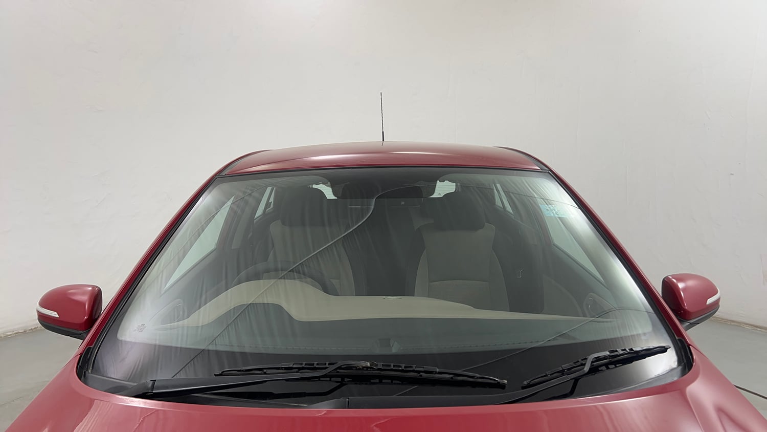 Used 2015 Hyundai Elite i20 Asta 1.2 Petrol Manual exterior FRONT WINDSHIELD VIEW