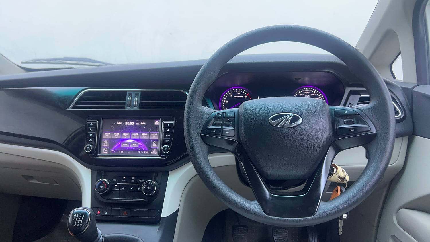 Used 2019 Mahindra Marazzo M6 7 STR Diesel Manual interior STEERING VIEW