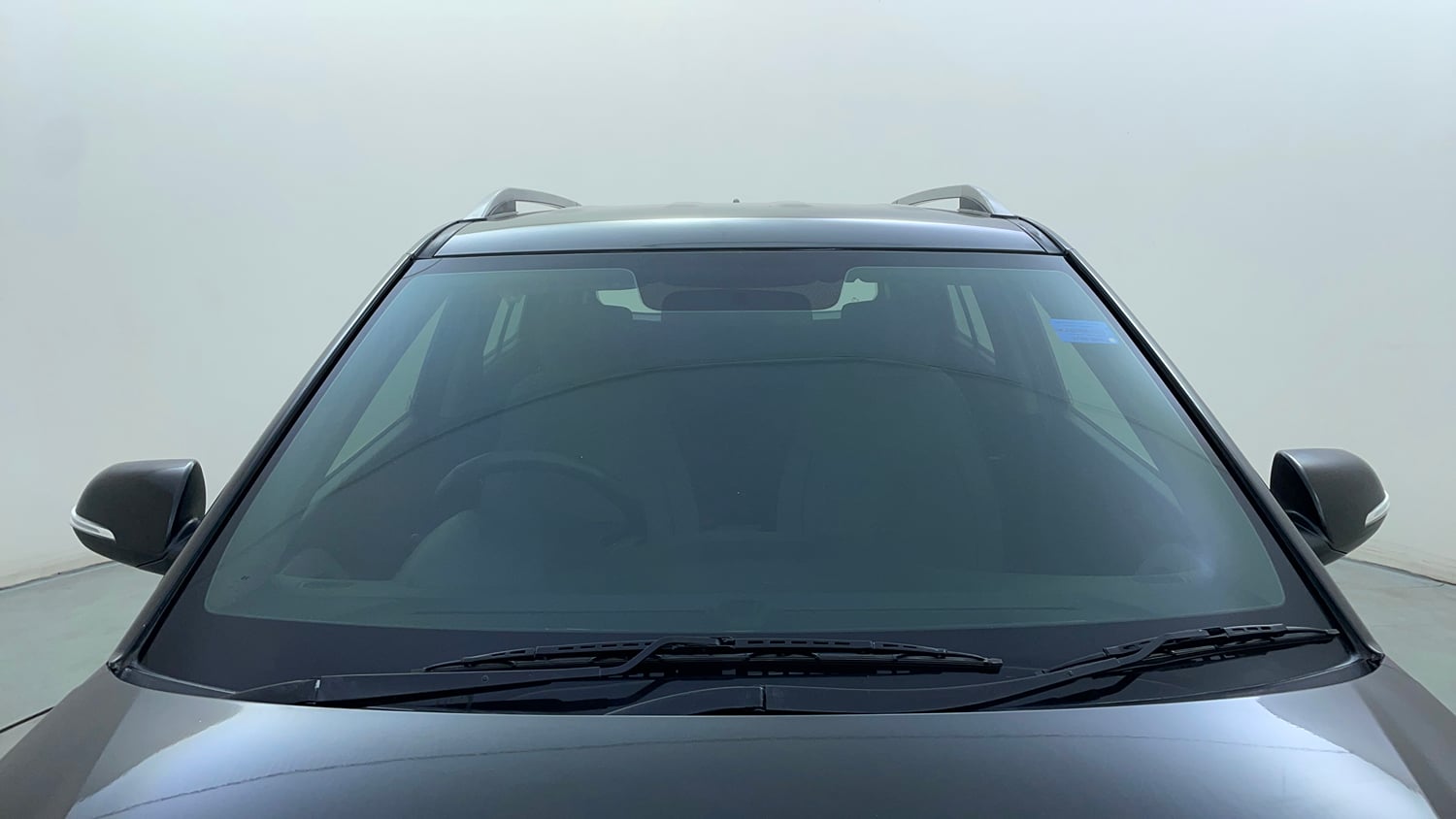 Used 2018 Hyundai Creta 1.6 E+ VTVT Petrol + CNG (Outside Fitted) Cng Manual exterior FRONT WINDSHIELD VIEW