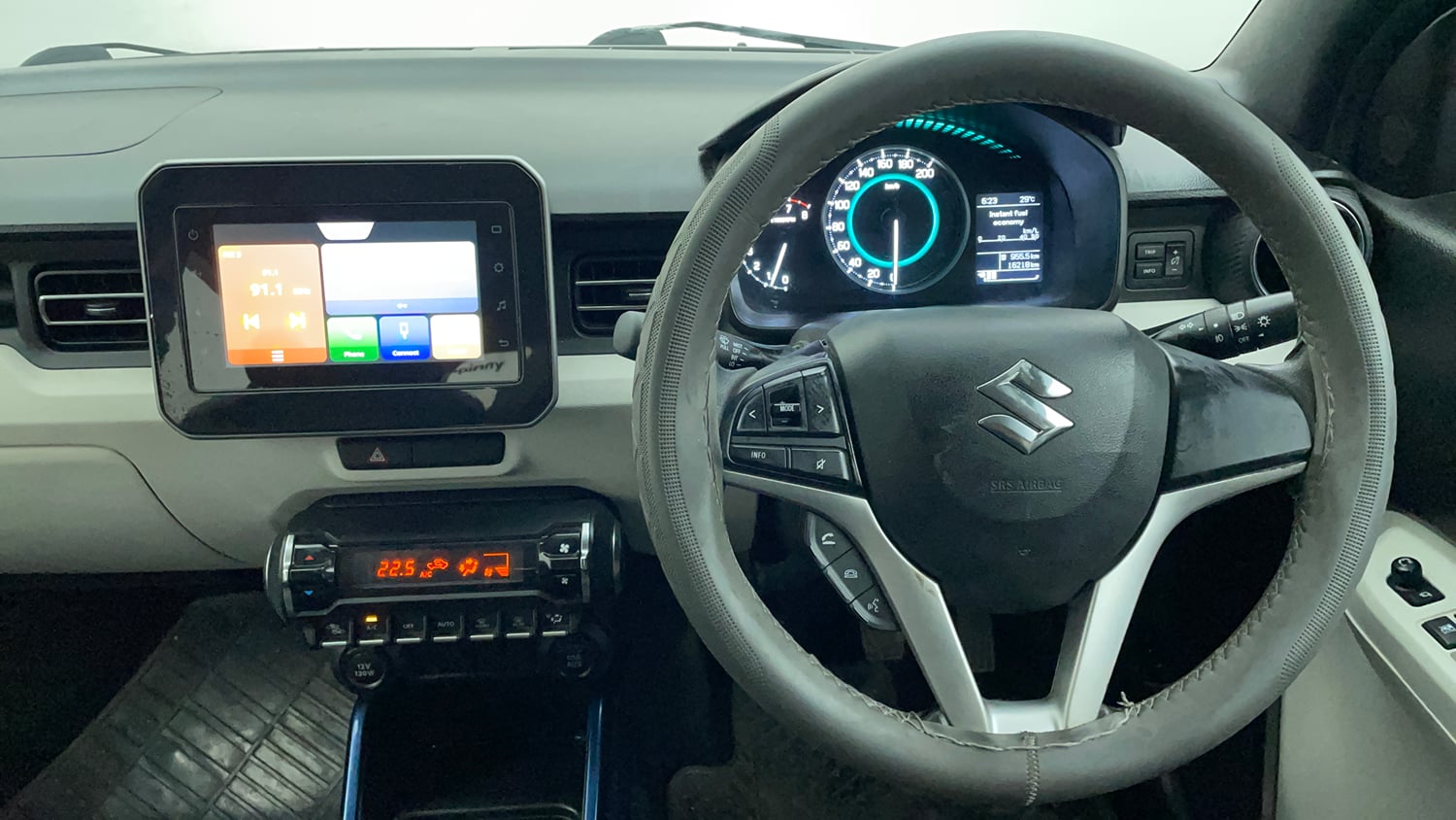 Used 2022 Maruti Suzuki Ignis Alpha 1.2 MT Petrol Manual interior STEERING VIEW