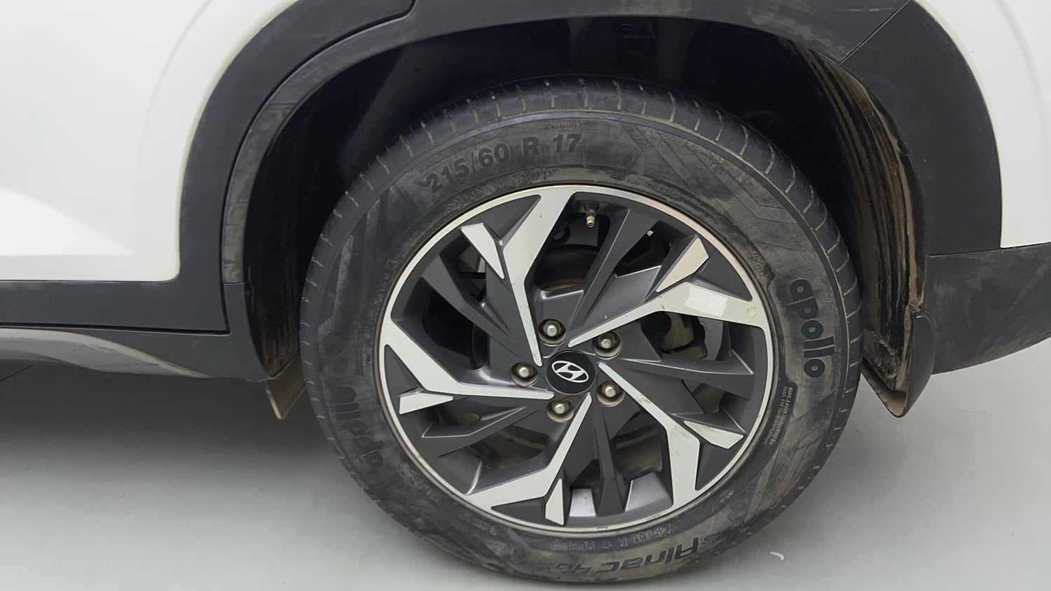 Used 2023 Hyundai Creta SX (O) 1.5 Petrol IVT Petrol Automatic tyres LEFT REAR TYRE RIM VIEW