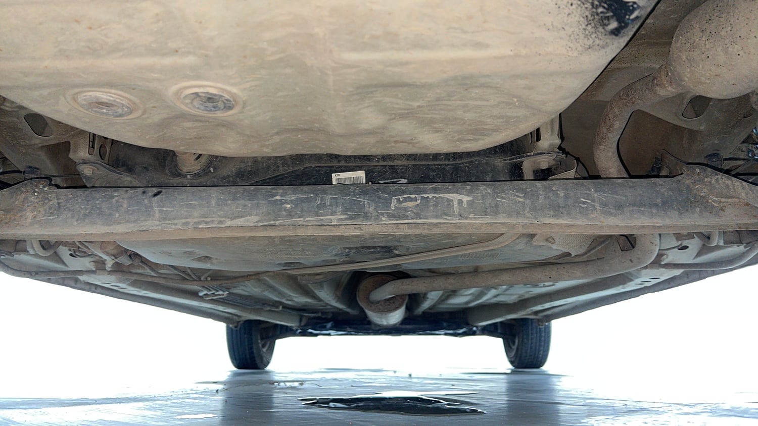 Used 2022 Maruti Suzuki Wagon R 1.0 LXi (O) 1.0 Petrol Manual extra REAR UNDERBODY VIEW (TAKEN FROM REAR)