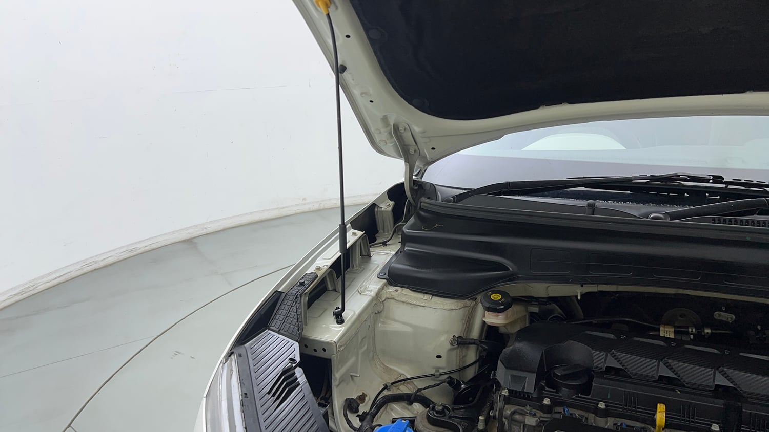 Used 2023 Hyundai Creta SX (O) 1.5 Petrol IVT Petrol Automatic engine ENGINE RIGHT SIDE HINGE & APRON VIEW
