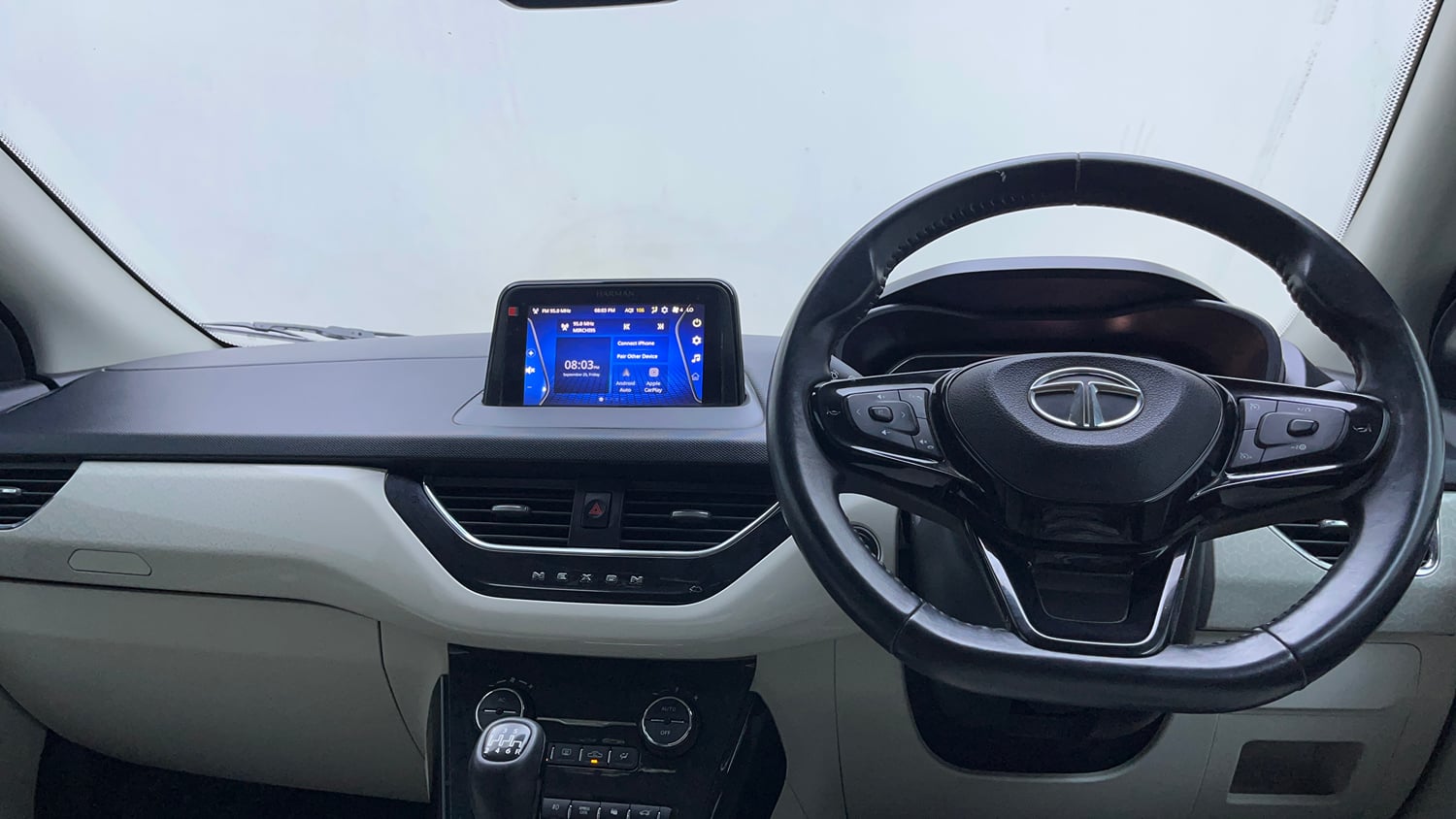 Used 2022 Tata Nexon XZ Plus (Premium) Petrol Manual interior DASHBOARD VIEW