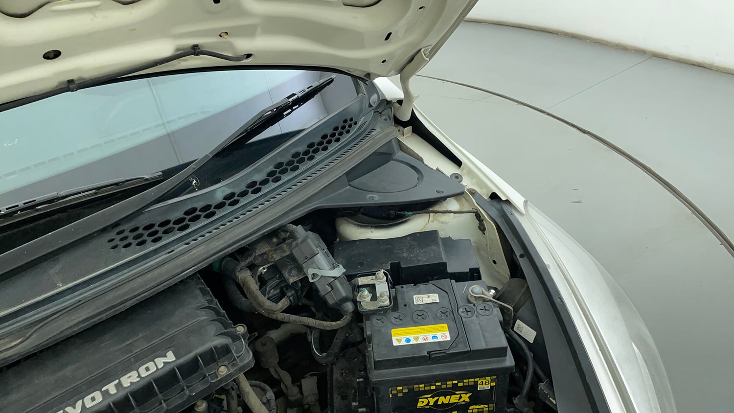 Used 2018 Tata Tiago Revotron XZ Petrol Manual engine ENGINE LEFT SIDE HINGE & APRON VIEW