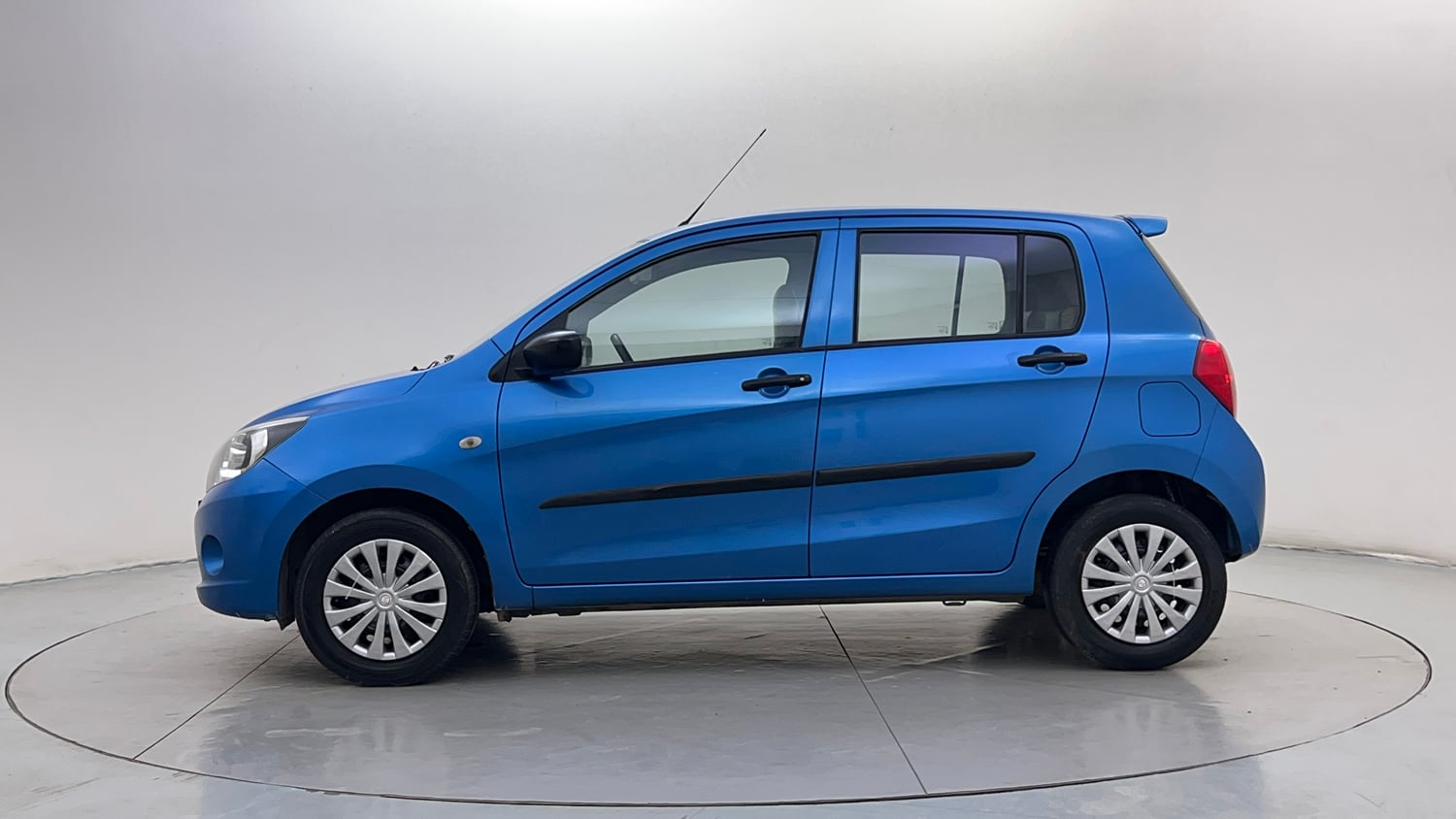 Used 2015 Maruti Suzuki Celerio VXi Petrol Manual exterior LEFT SIDE VIEW