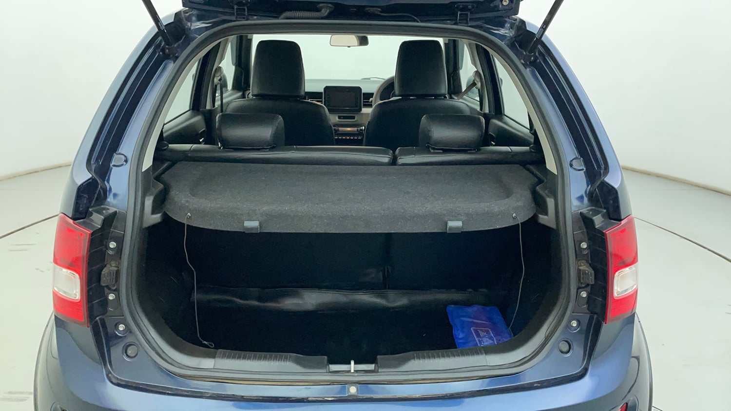 Used 2022 Maruti Suzuki Ignis Alpha 1.2 MT Petrol Manual interior DICKY INSIDE VIEW