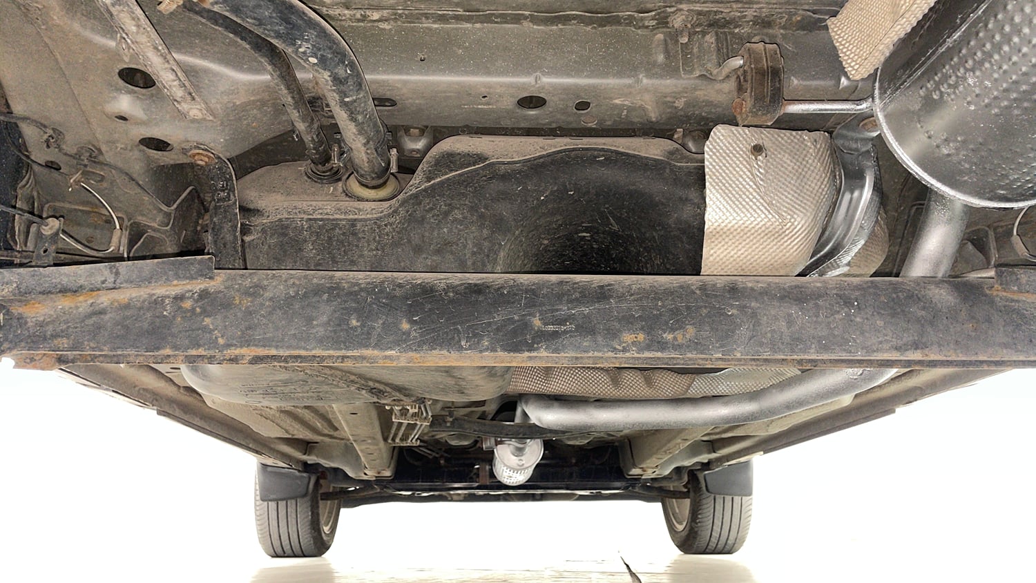 Used 2018 Ford EcoSport Titanium + 1.5L Ti-VCT AT Petrol Automatic extra REAR UNDERBODY VIEW (TAKEN FROM REAR)