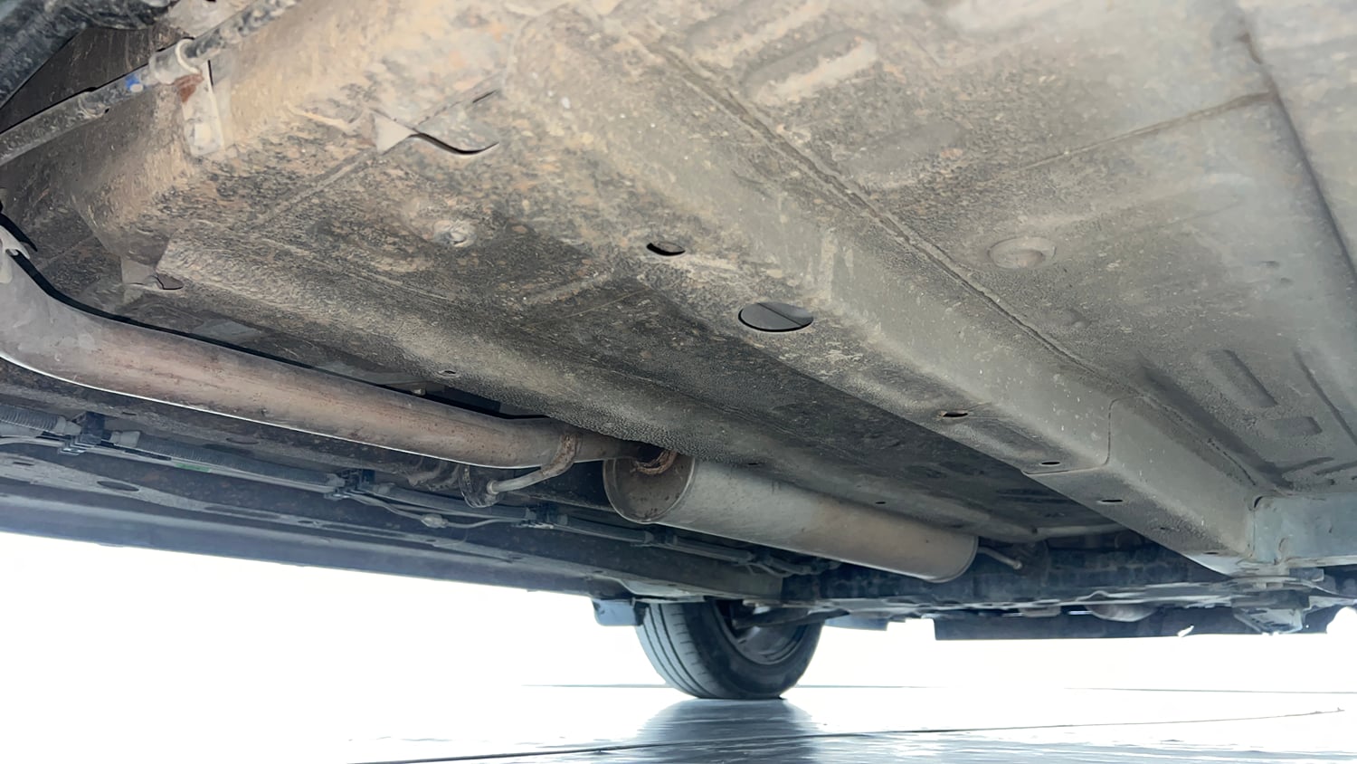 Used 2023 Tata Altroz XZ Petrol Petrol Manual extra REAR RIGHT UNDERBODY VIEW