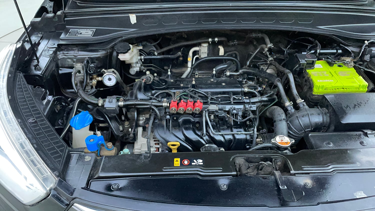 Used 2018 Hyundai Creta 1.6 E+ VTVT Petrol + CNG (Outside Fitted) Cng Manual engine ENGINE RIGHT SIDE VIEW