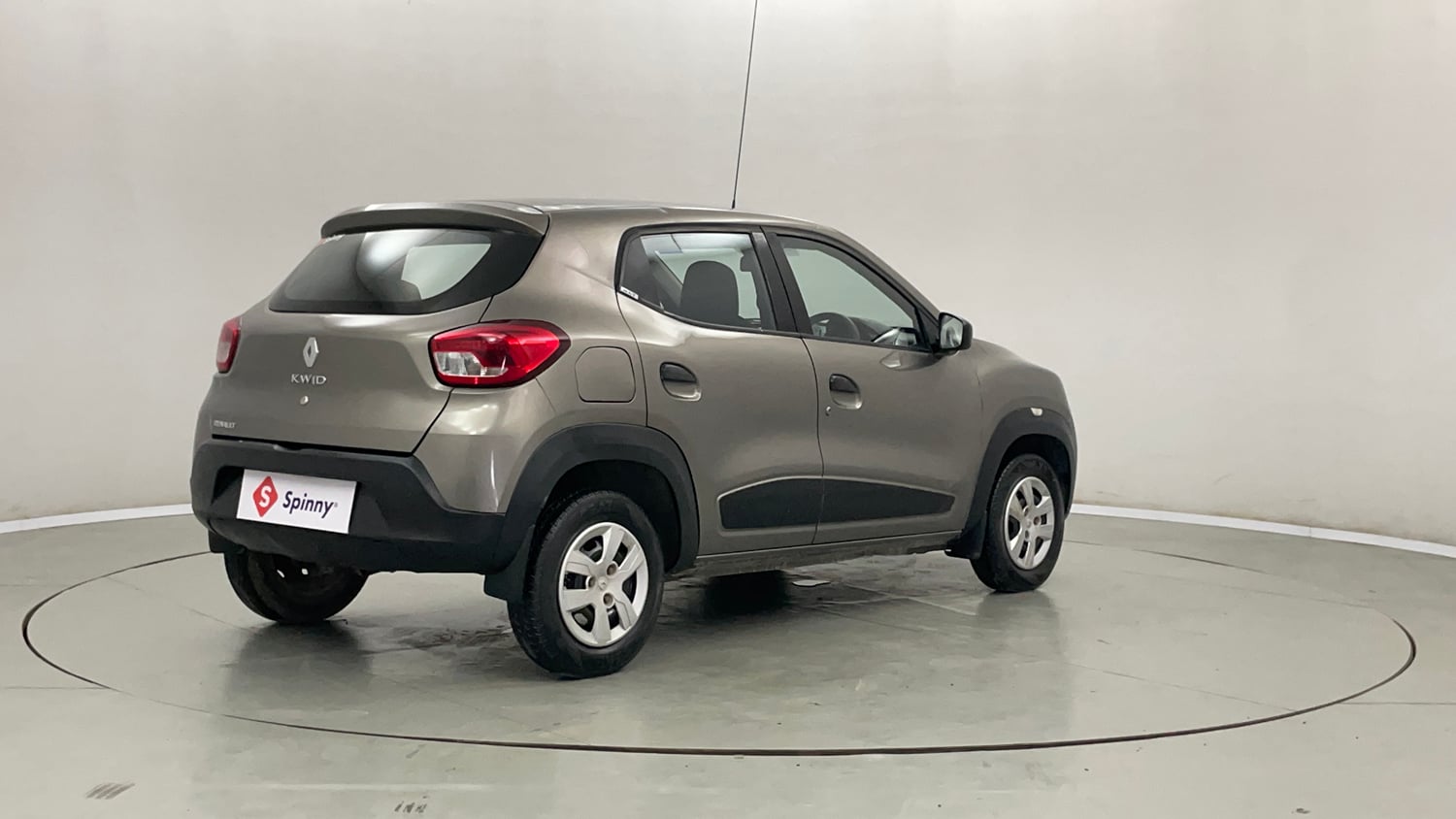 Used 2016 Renault Kwid RXT Petrol Manual exterior RIGHT REAR CORNER VIEW