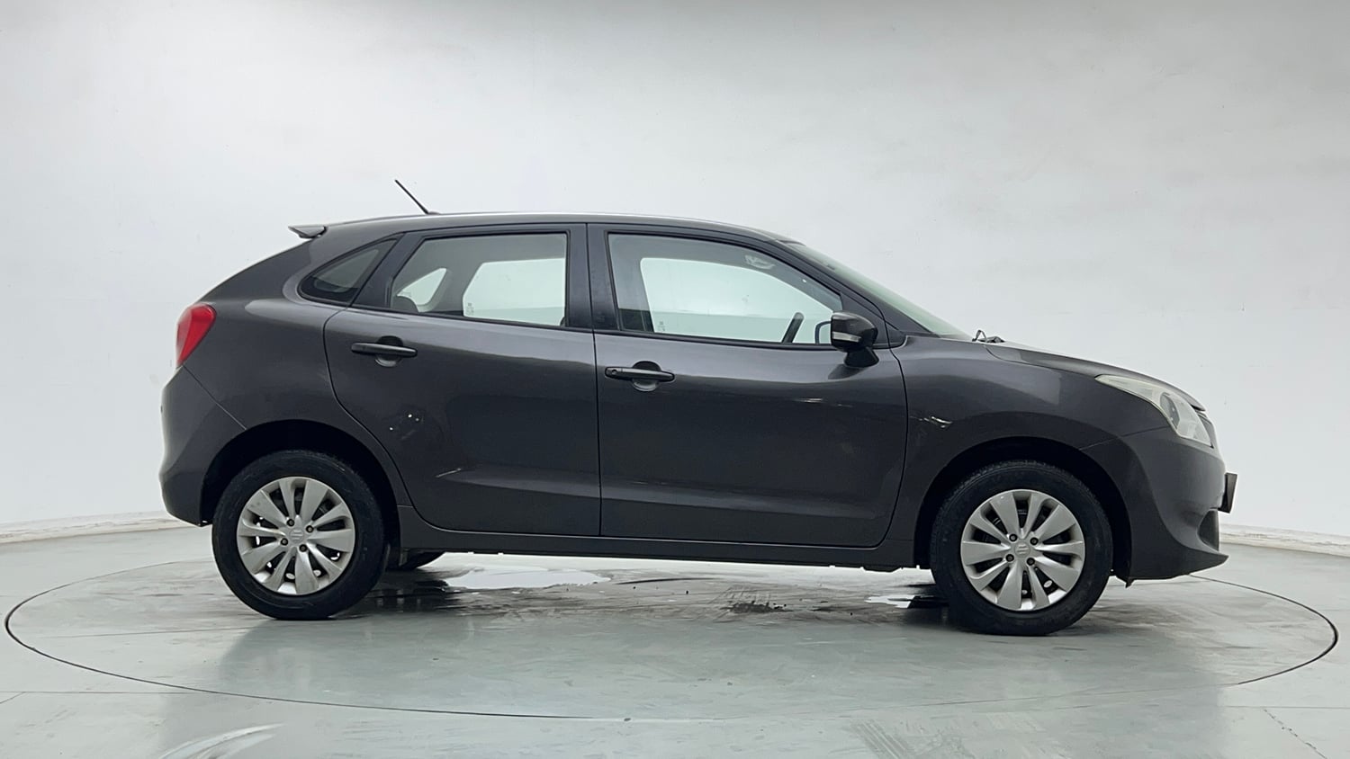 Used 2018 Maruti Suzuki Baleno Delta 1.2 Petrol Manual exterior RIGHT SIDE VIEW