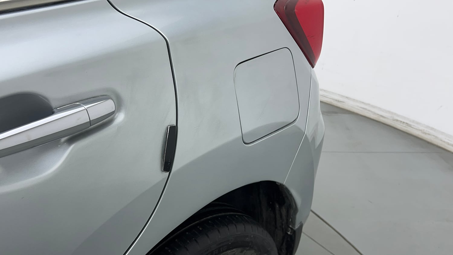 Used 2024 Maruti Suzuki Baleno Zeta MT Petrol Manual dents MINOR SCRATCH