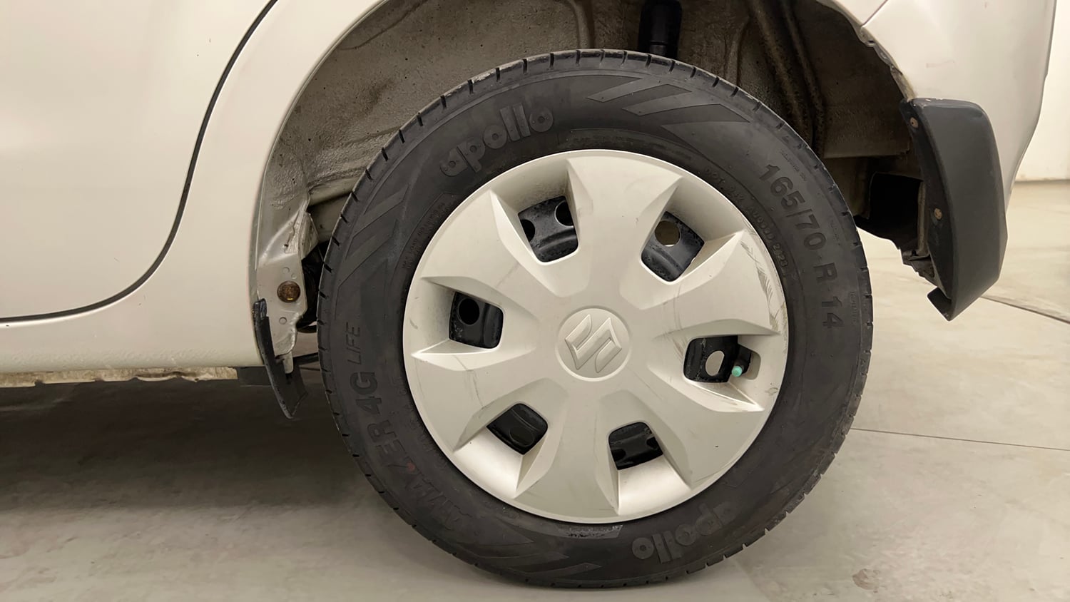 Used 2019 Maruti Suzuki Wagon R VXi 1.2 Petrol Manual tyres LEFT REAR TYRE RIM VIEW