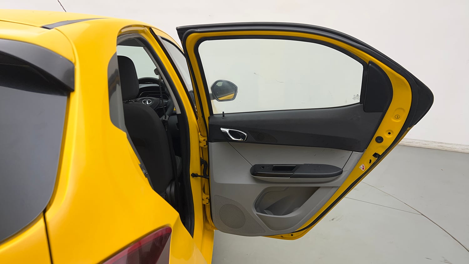 Used 2020 Tata Tiago XZ Plus Petrol Manual interior RIGHT REAR DOOR OPEN VIEW