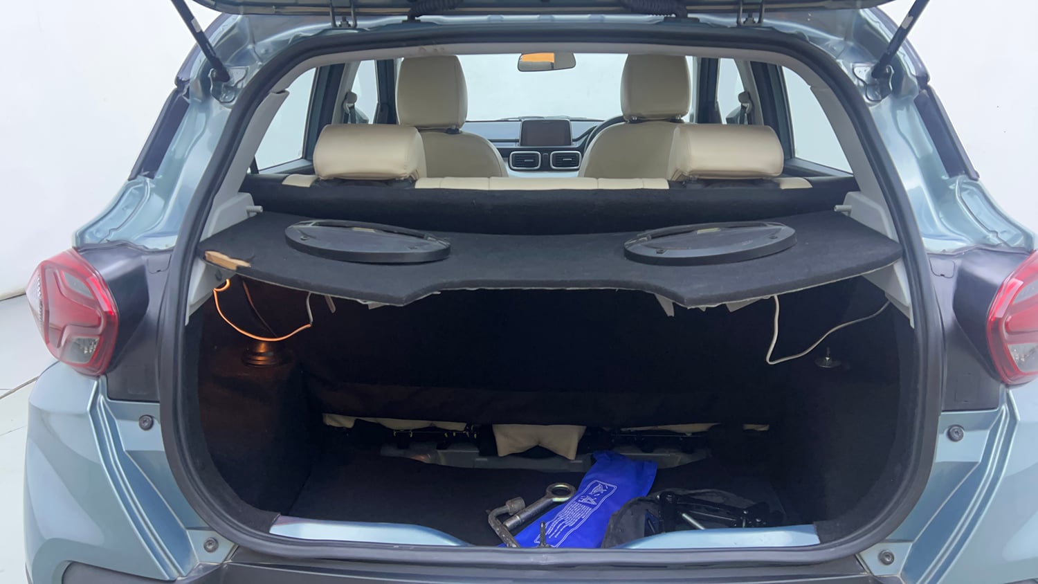 Used 2024 Tata Punch Creative Dual Tone MT Sunroof Petrol Manual interior DICKY INSIDE VIEW