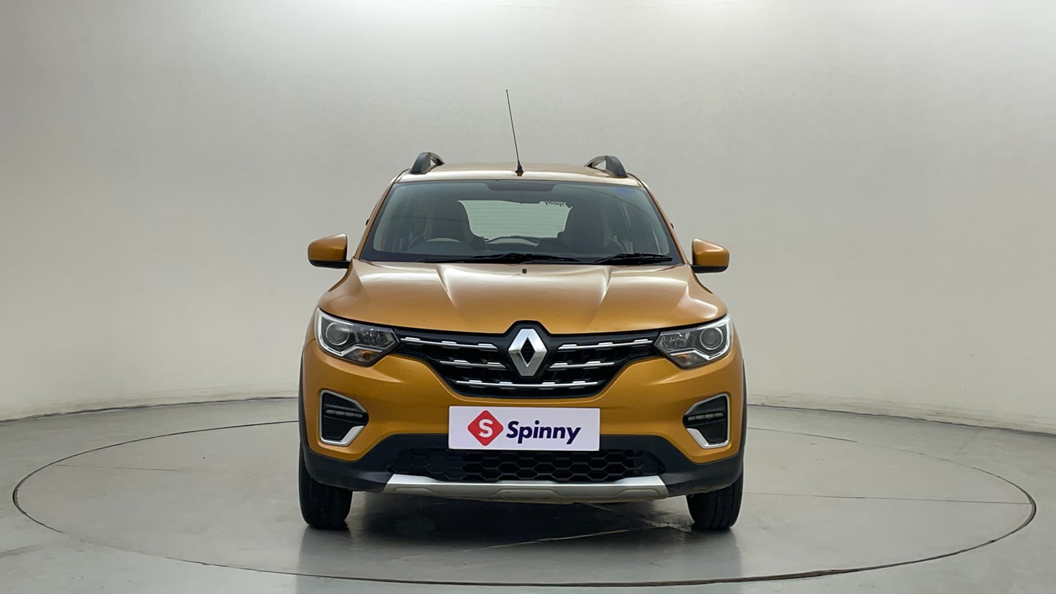 Used 2020 Renault Triber RXZ Petrol Manual exterior FRONT VIEW