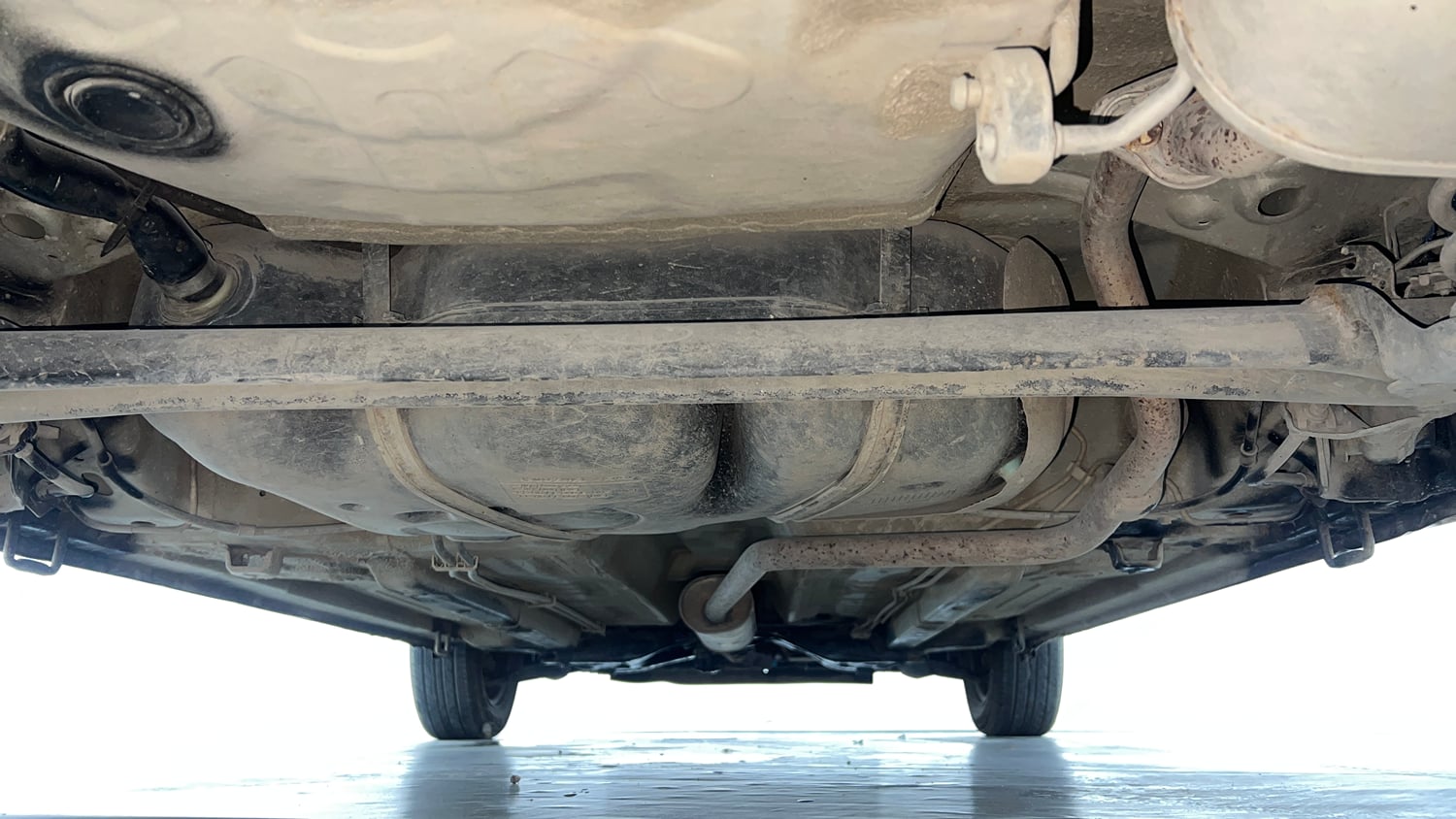 Used 2017 Maruti Suzuki Celerio ZXi AMT Petrol Automatic extra REAR UNDERBODY VIEW (TAKEN FROM REAR)