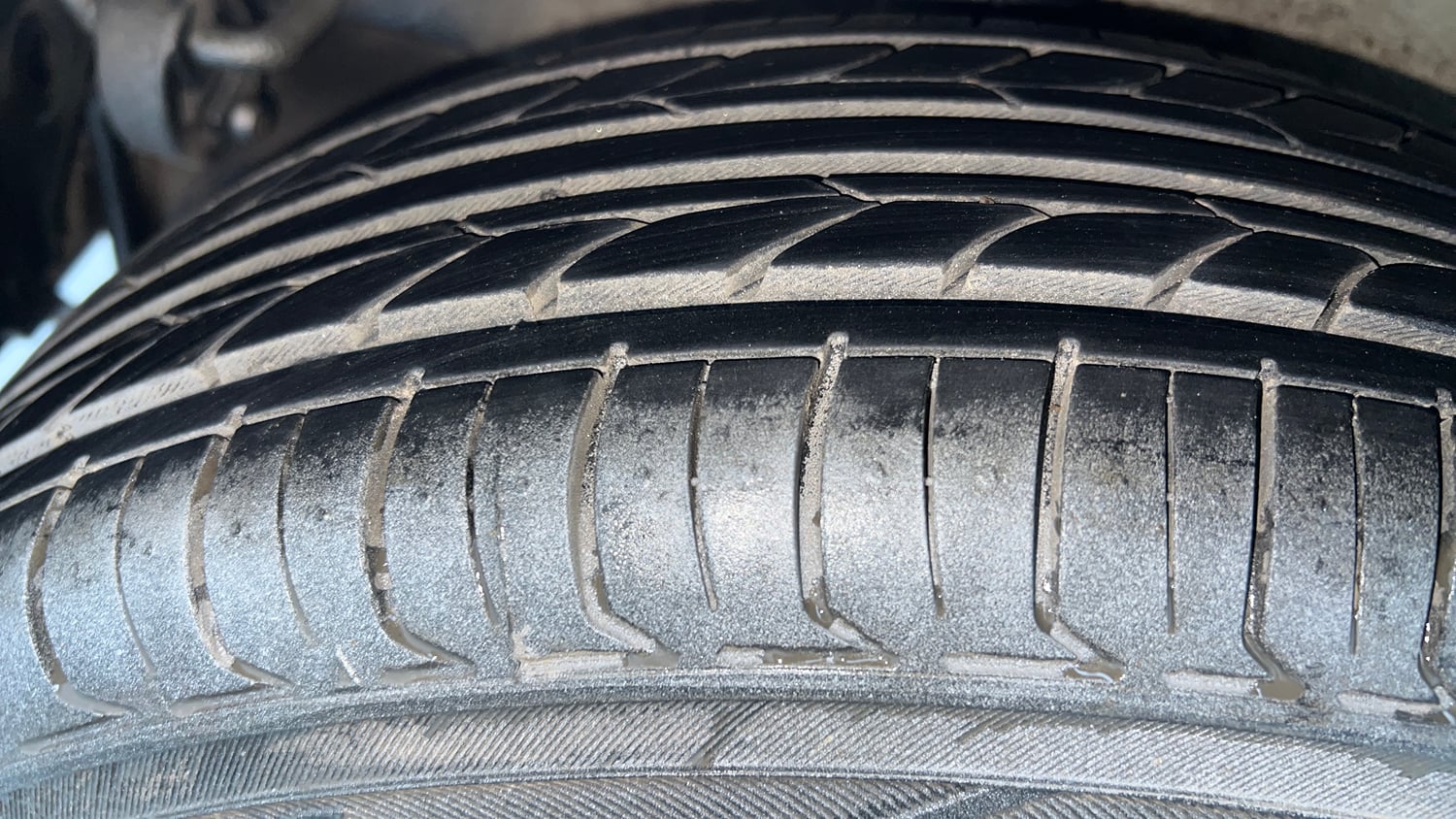 Used 2017 Maruti Suzuki Celerio ZXi AMT Petrol Automatic tyres RIGHT REAR TYRE TREAD VIEW