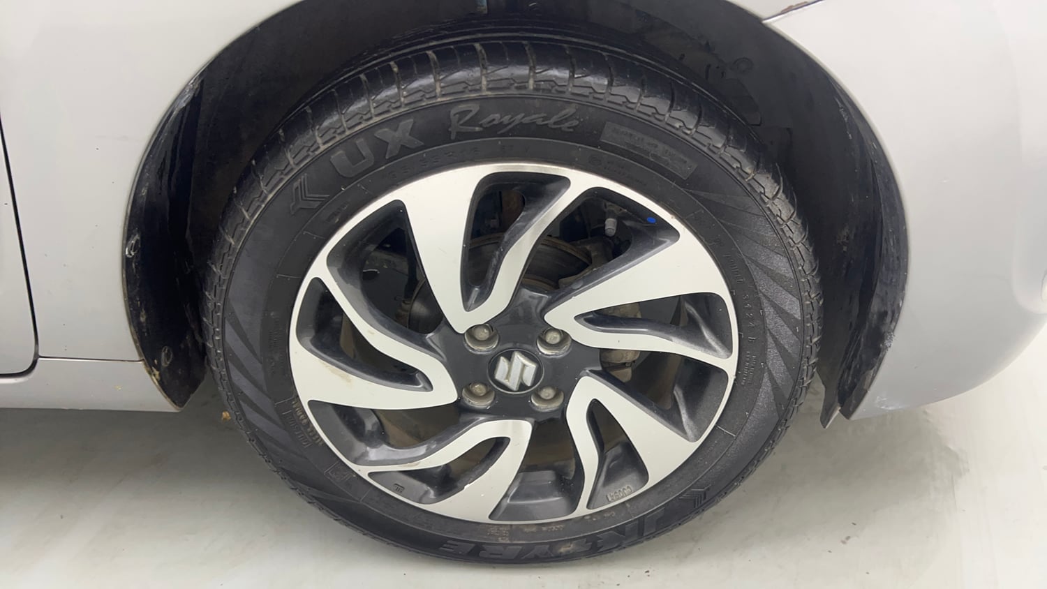 Used 2019 Maruti Suzuki Baleno Zeta Automatic Petrol Automatic tyres RIGHT FRONT TYRE RIM VIEW