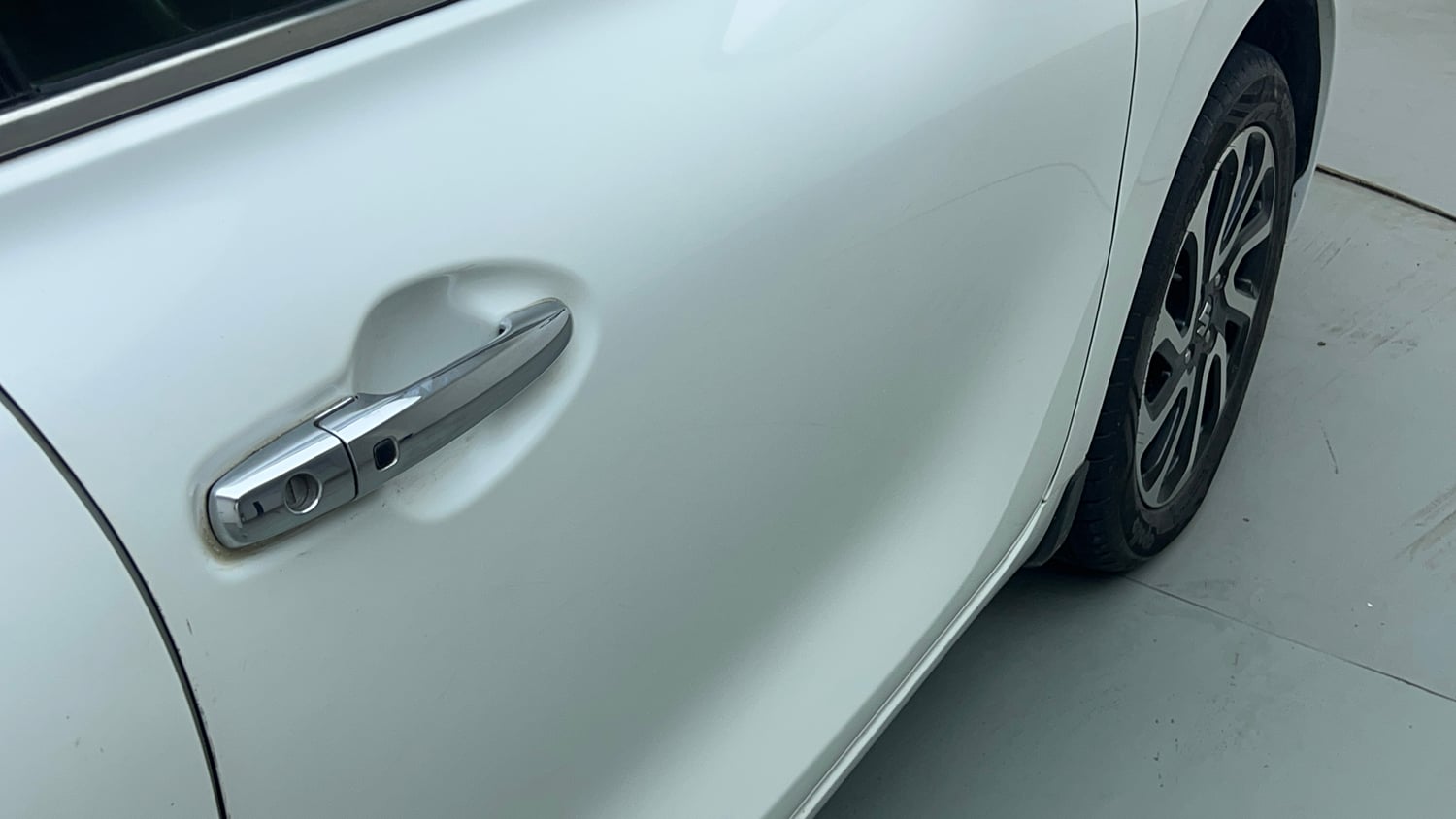 Used 2023 Maruti Suzuki Baleno Alpha MT Petrol Manual dents MINOR SCRATCH