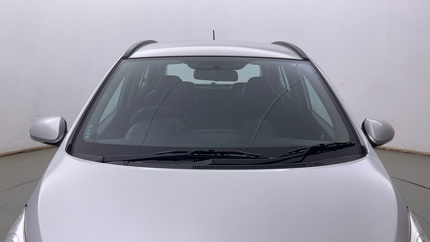 Used 2013 Hyundai Grand i10 Sportz 1.2 Kappa VTVT Petrol Manual exterior FRONT WINDSHIELD VIEW