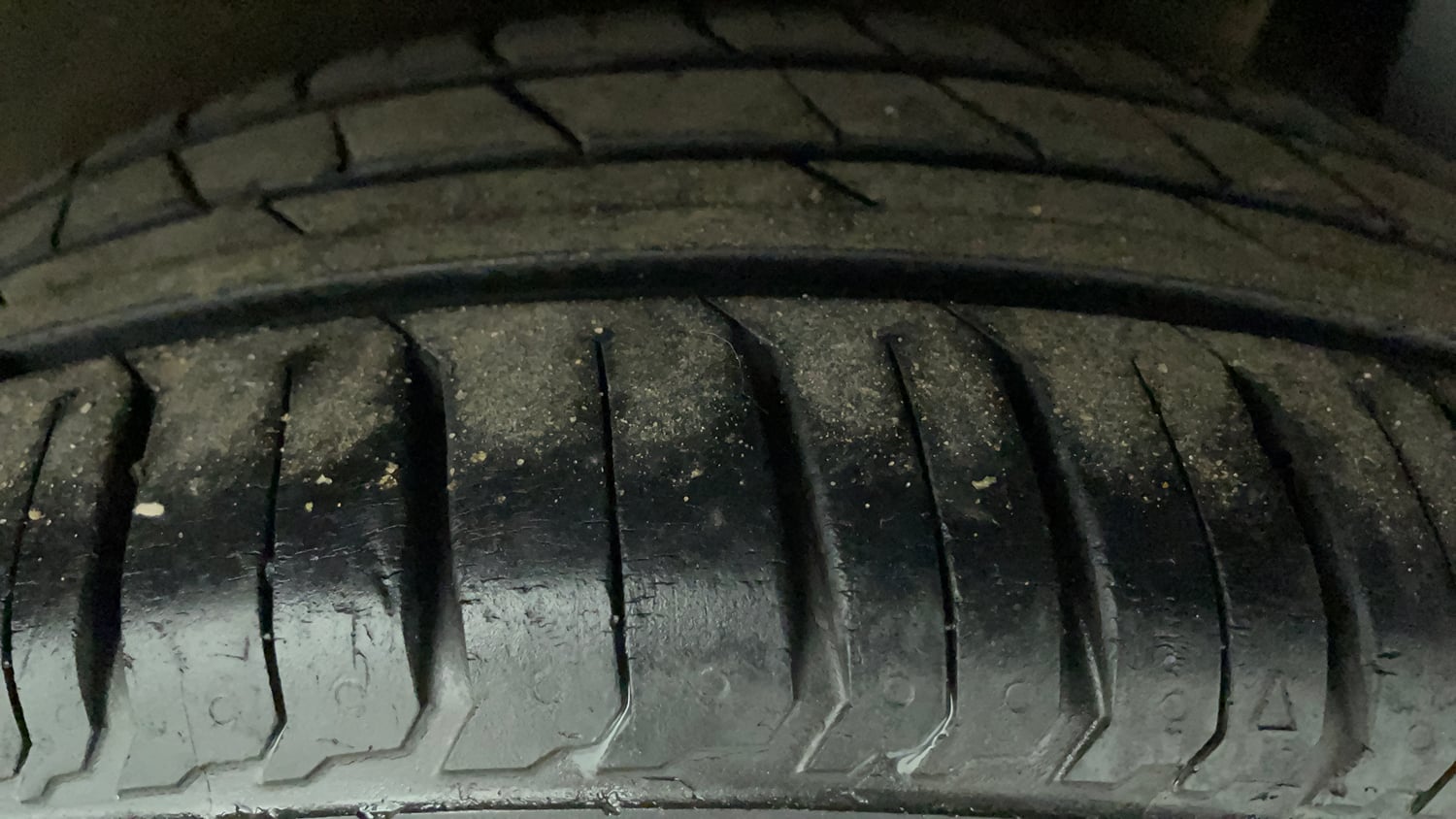 Used 2022 Maruti Suzuki Ignis Alpha 1.2 MT Petrol Manual tyres LEFT REAR TYRE TREAD VIEW