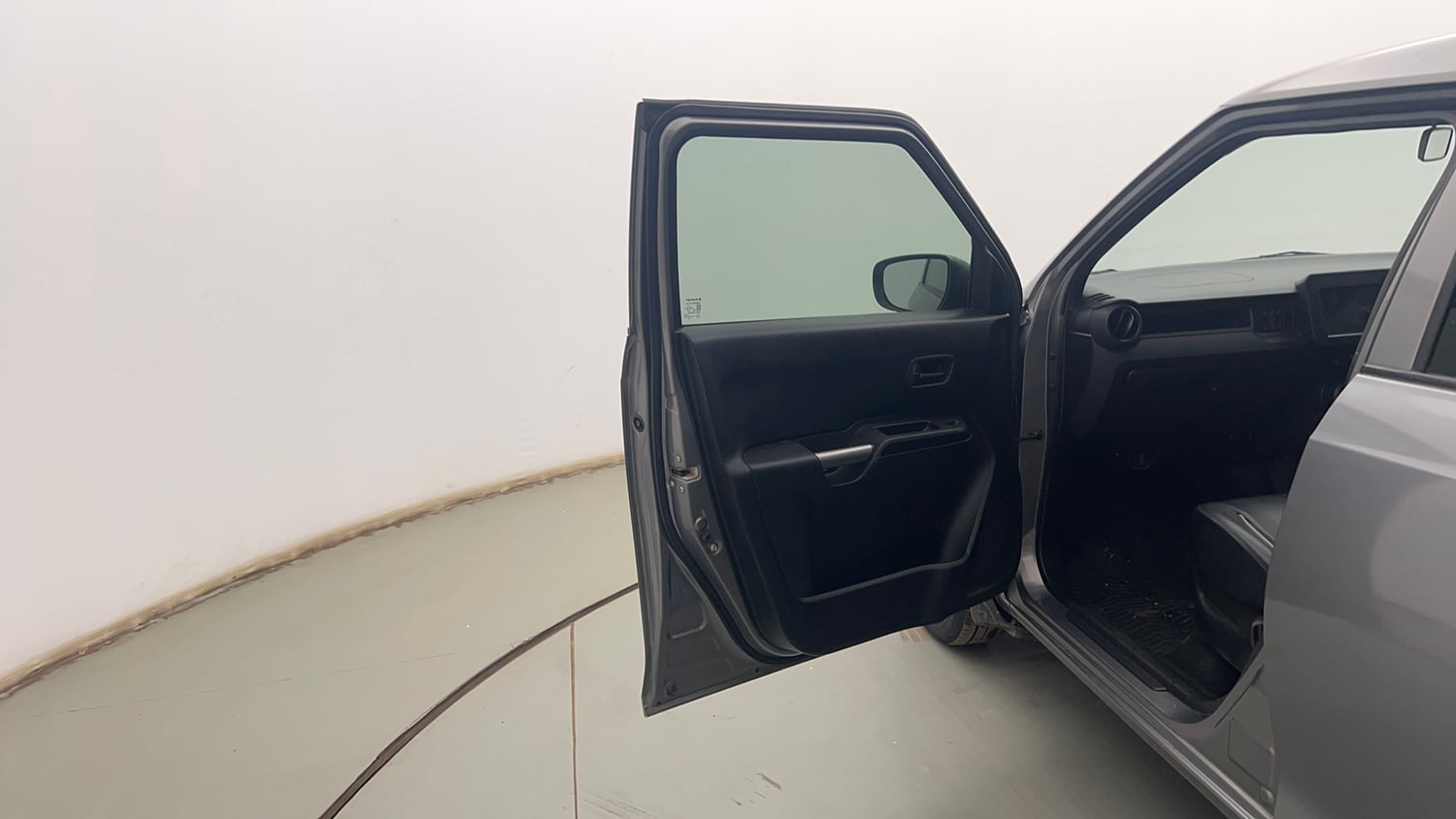 Used 2020 Maruti Suzuki Ignis Sigma 1.2 MT Petrol Manual interior LEFT FRONT DOOR OPEN VIEW