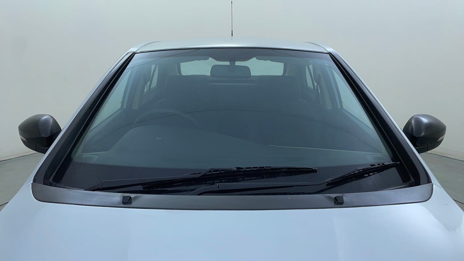 Used 2015 Tata Zest XM Petrol Petrol Manual exterior FRONT WINDSHIELD VIEW