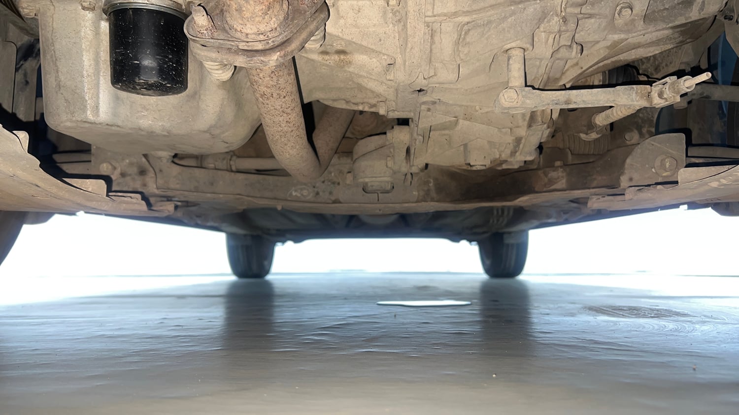 Used 2018 Maruti Suzuki Baleno Alpha 1.2 Petrol Manual extra FRONT LEFT UNDERBODY VIEW