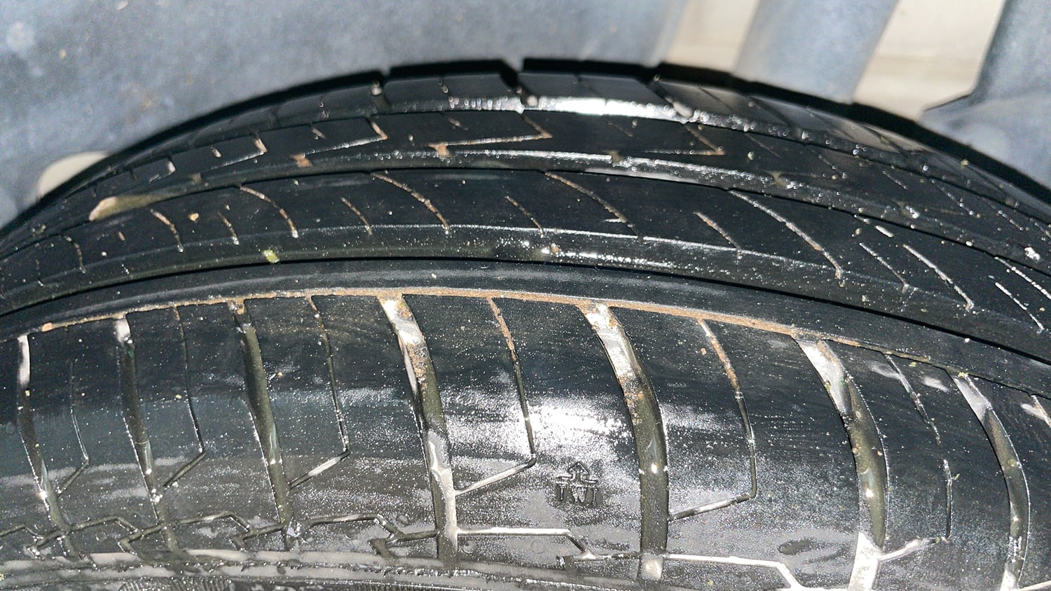 Used 2018 Maruti Suzuki Dzire VDi AMT Diesel Automatic tyres LEFT REAR TYRE TREAD VIEW