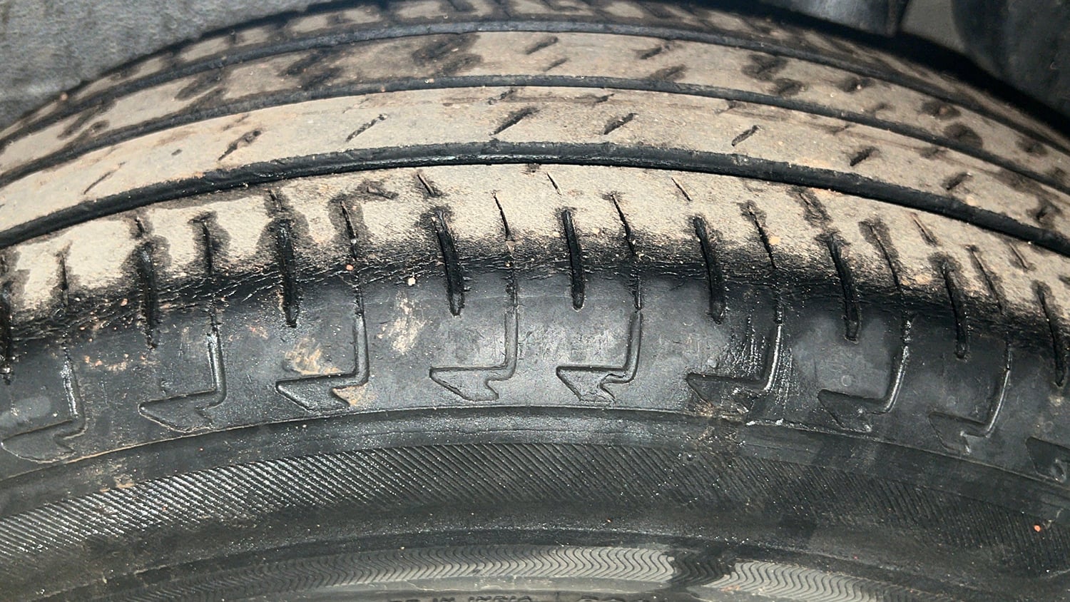 Used 2020 Maruti Suzuki Ignis Sigma 1.2 MT Petrol Manual tyres LEFT REAR TYRE TREAD VIEW