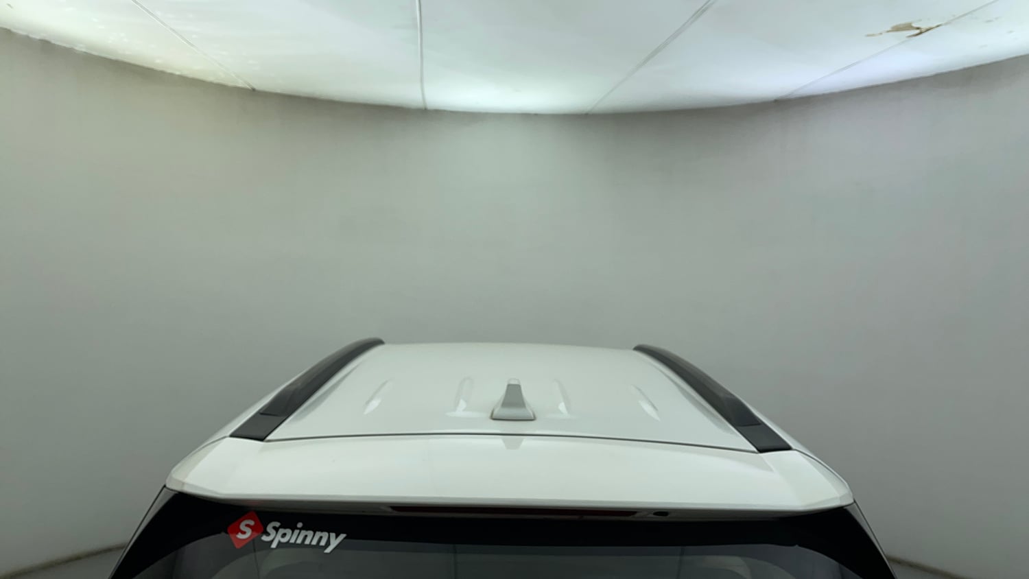 Used 2022 Mahindra XUV700 AX 3 Petrol MT 5 STR Petrol Manual exterior EXTERIOR ROOF VIEW
