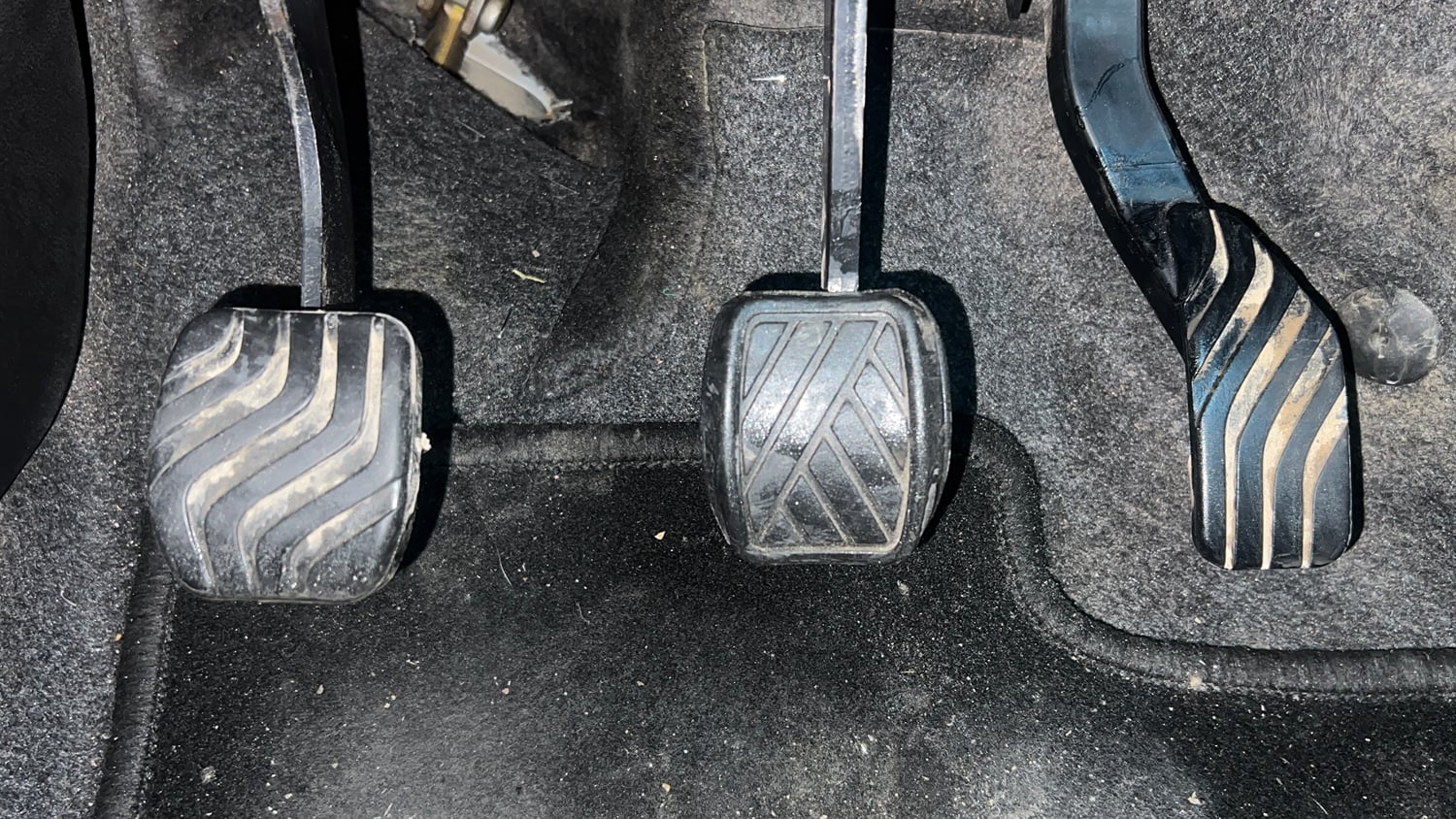 Used 2020 Renault Triber RXZ Petrol Manual interior PEDALS VIEW